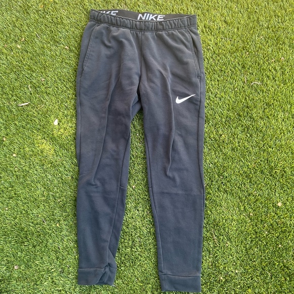 Nike Other - Nike Slim Fit Joggers